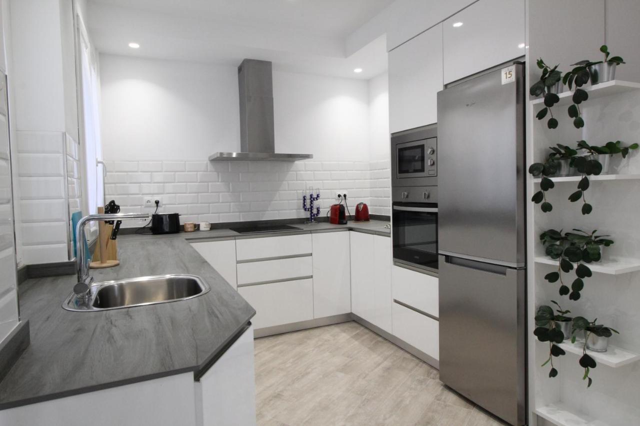 Del Parque Flats Puerto Apartment Малага Екстериор снимка