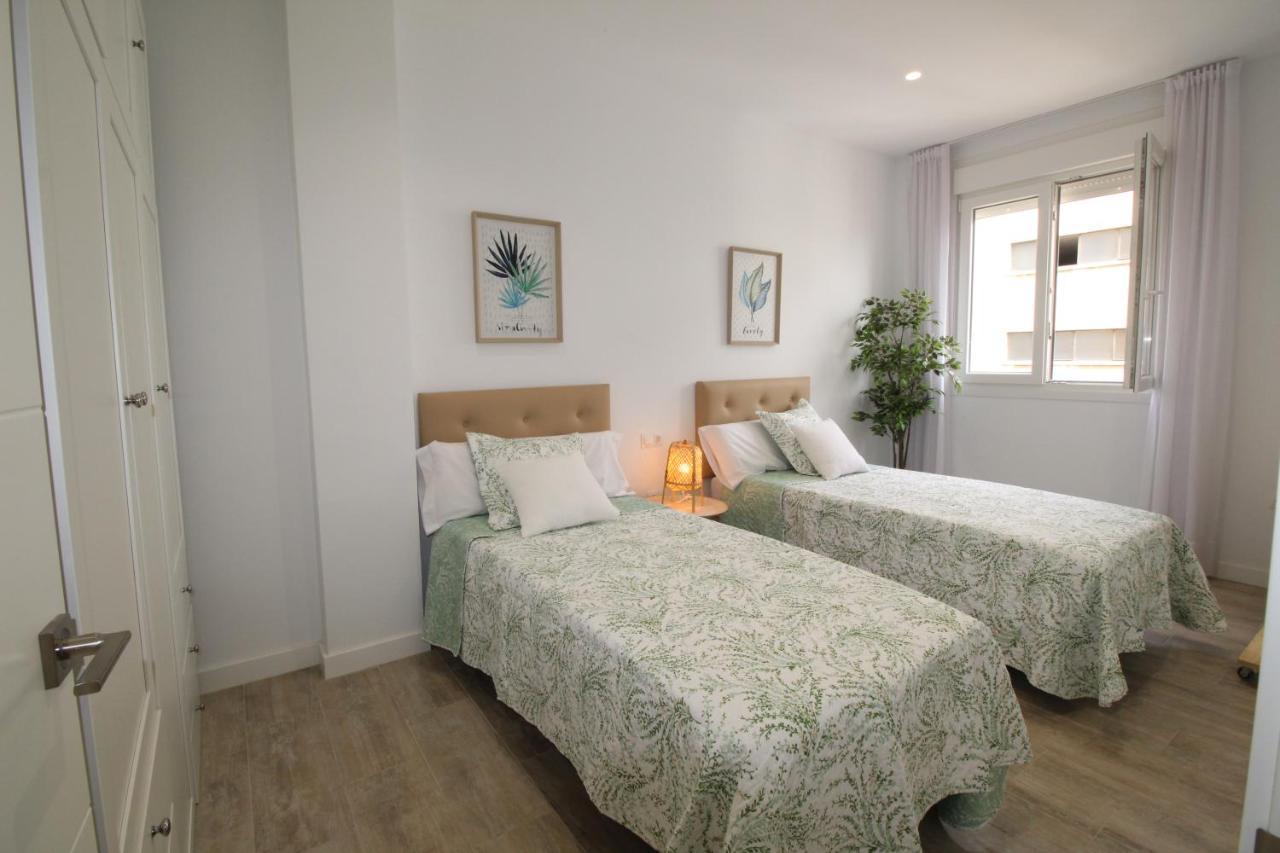 Del Parque Flats Puerto Apartment Малага Екстериор снимка